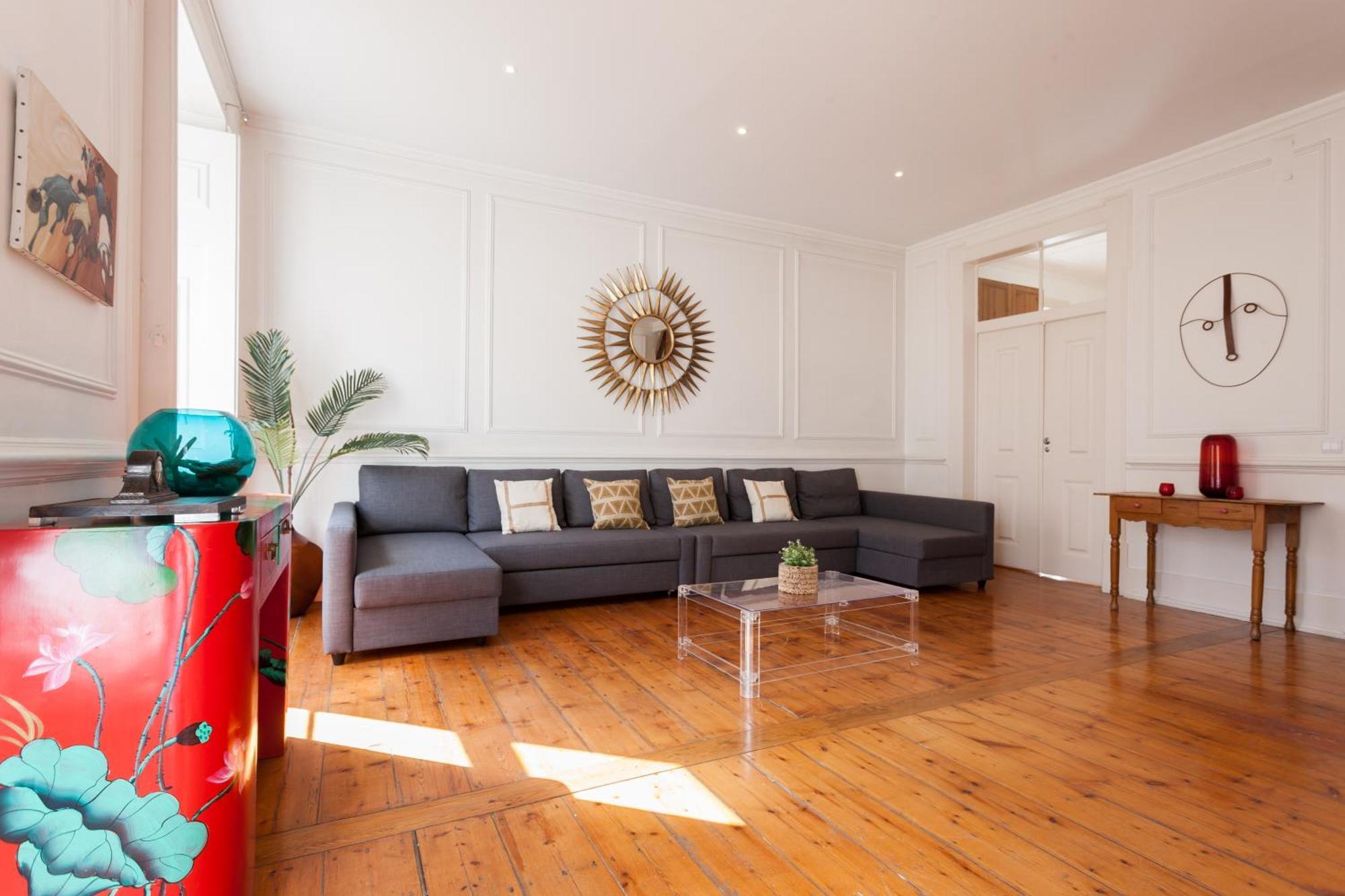 Tejo Vintage Three-Bedroom Apartment - By Lu Holidays Lisboa Kültér fotó