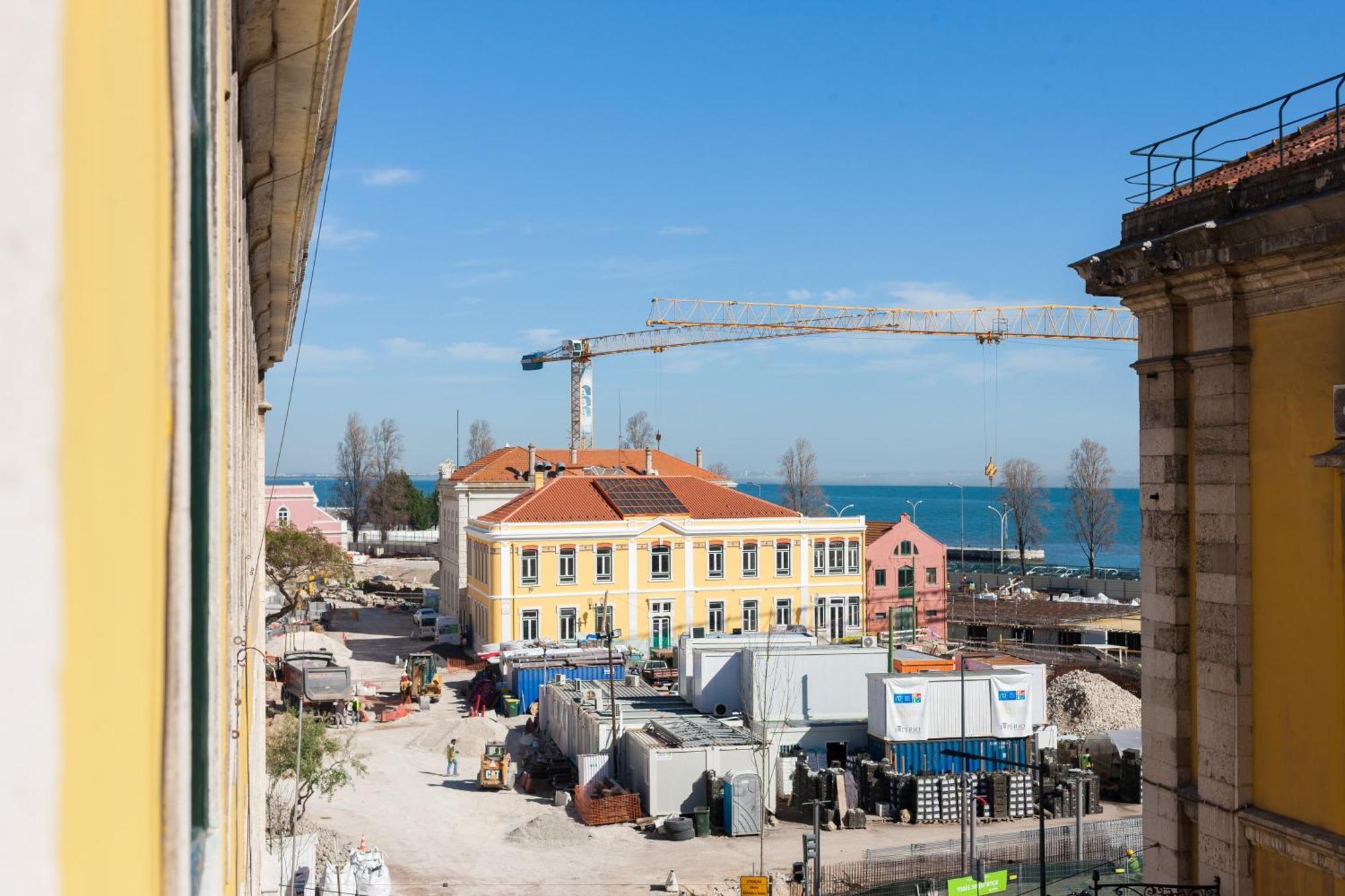 Tejo Vintage Three-Bedroom Apartment - By Lu Holidays Lisboa Kültér fotó